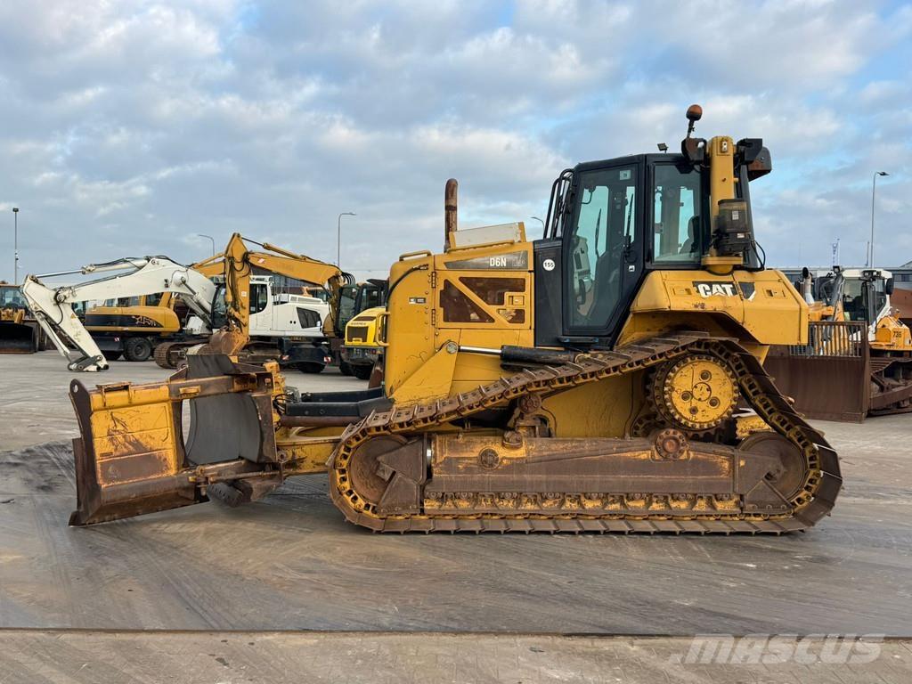 CAT D6N LGP Bouteurs sur chenilles