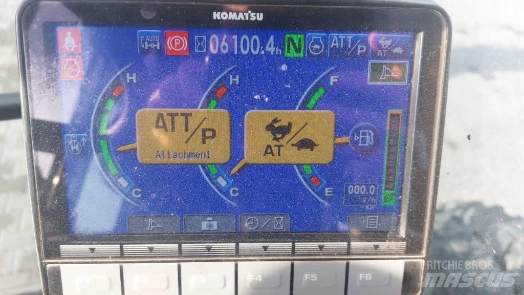 Komatsu PW 148-10 Pelle sur pneus