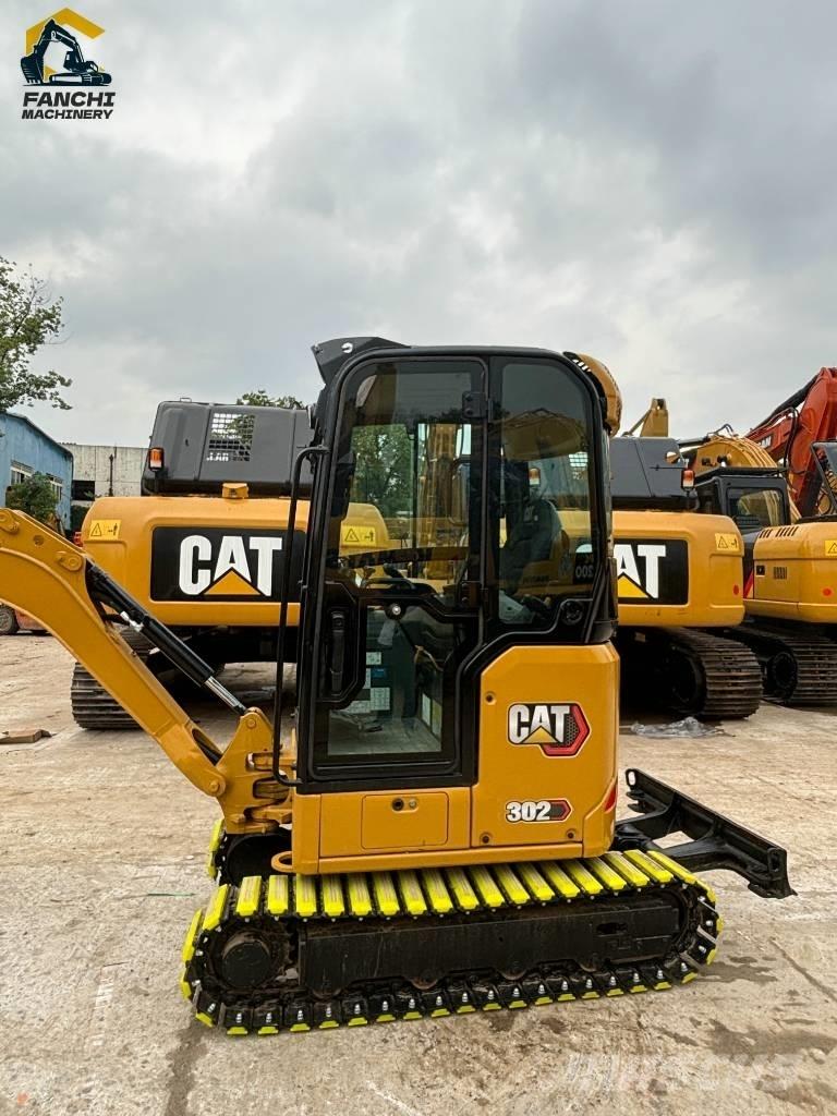 CAT 302 Mini pelle < 7t