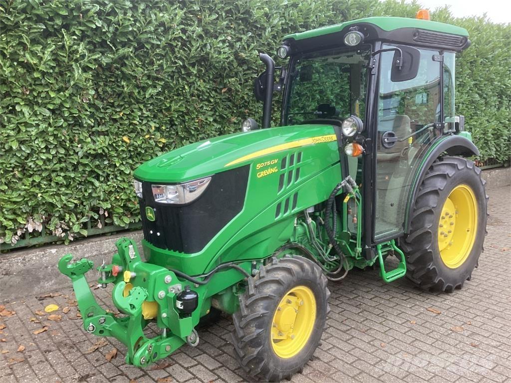 John Deere 5075GV Tracteur