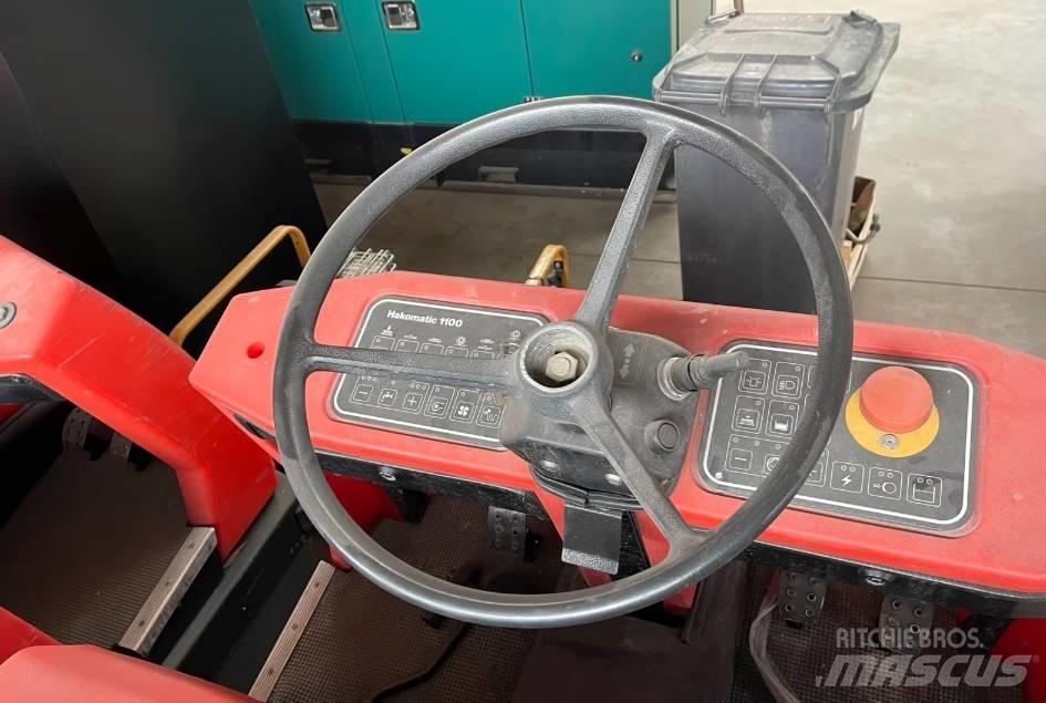 Hako Hakomatic 1100 Balayeuse / Autolaveuse