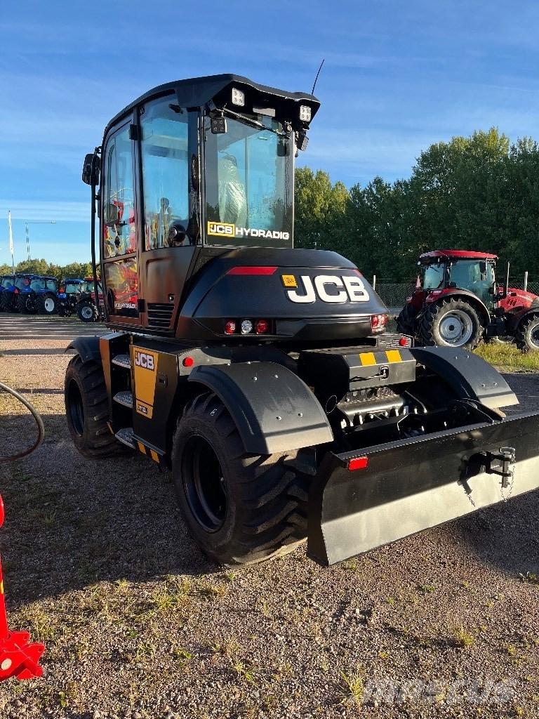 JCB Hydradig 110W Pelle sur pneus