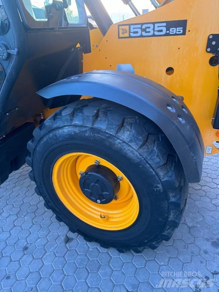 JCB 535-95 Chariot télescopique