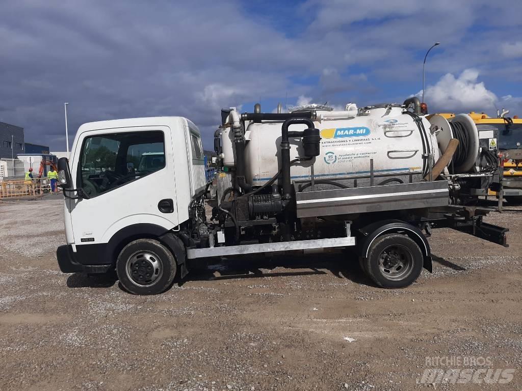 Nissan Cabstar E Camion aspirateur, Hydrocureur
