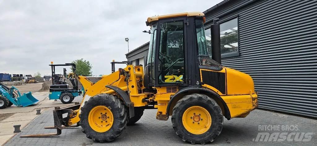 JCB ZX 409 Chargeuse sur pneus