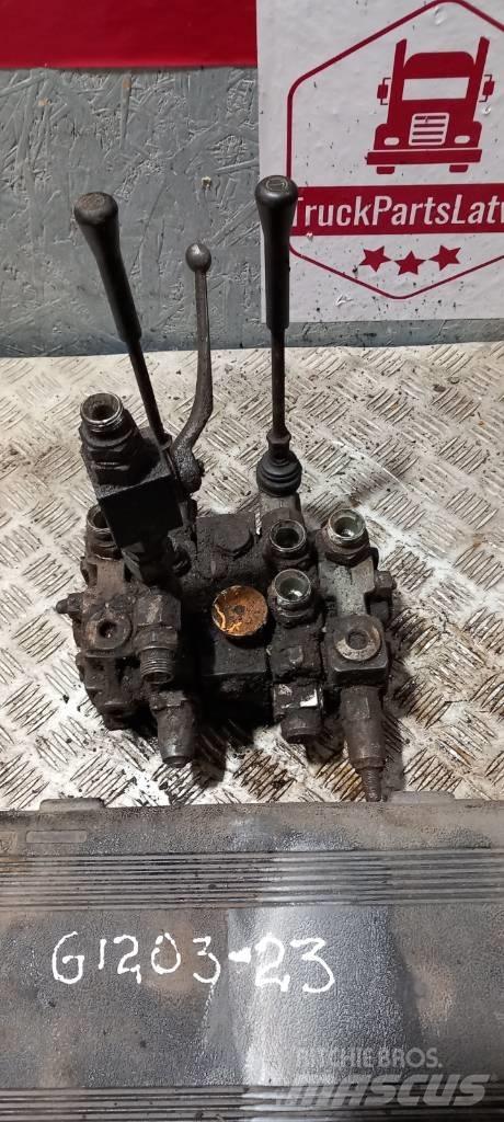 Scania 93 divider Hydraulique