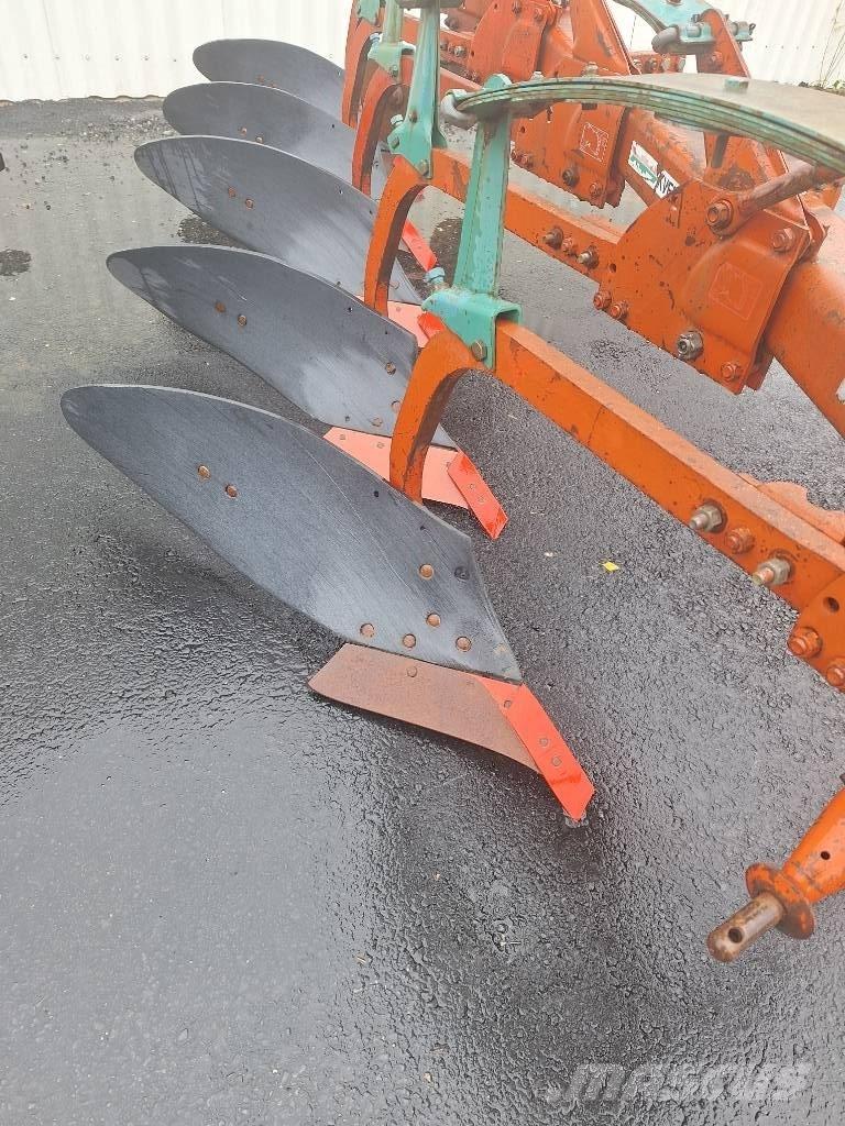 Kverneland W2 Charrue non réversible