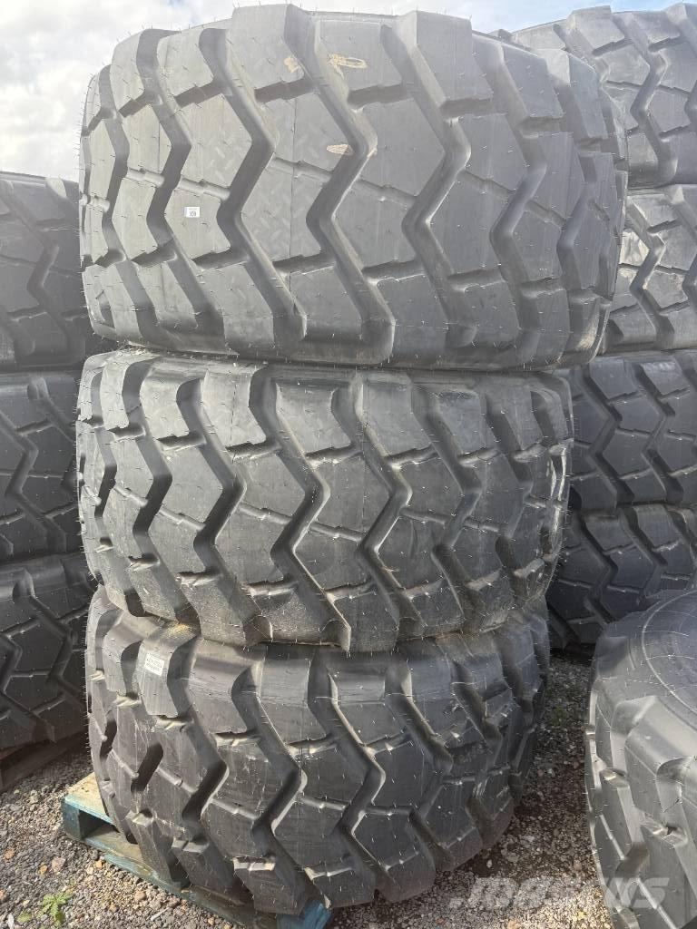 Trelleborg 750/65R25 Pneus, roues et jantes