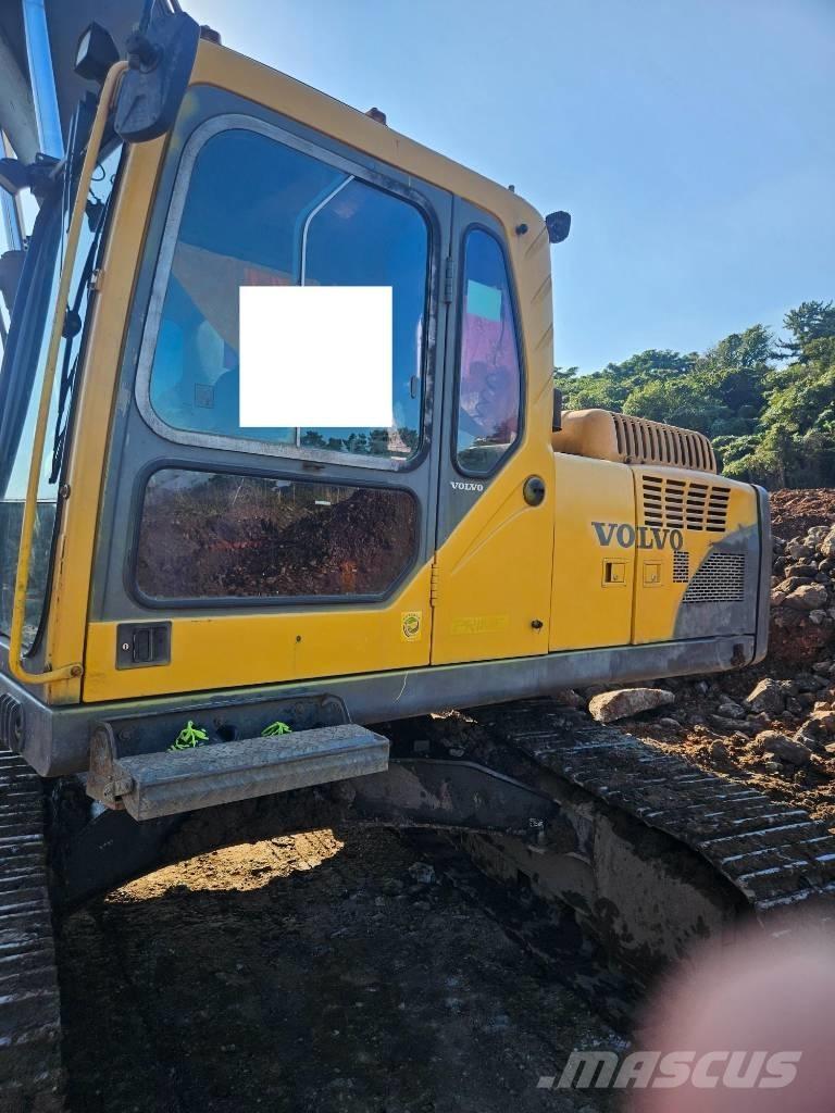 Volvo EC 210 B LC Pelle sur chenilles