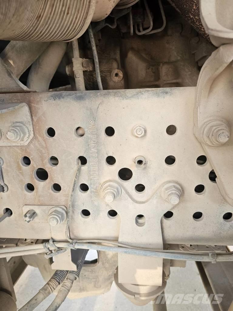 Mercedes-Benz 3951 Mini tombereau