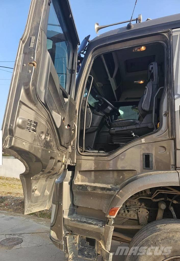 Mercedes-Benz 3951 Mini tombereau