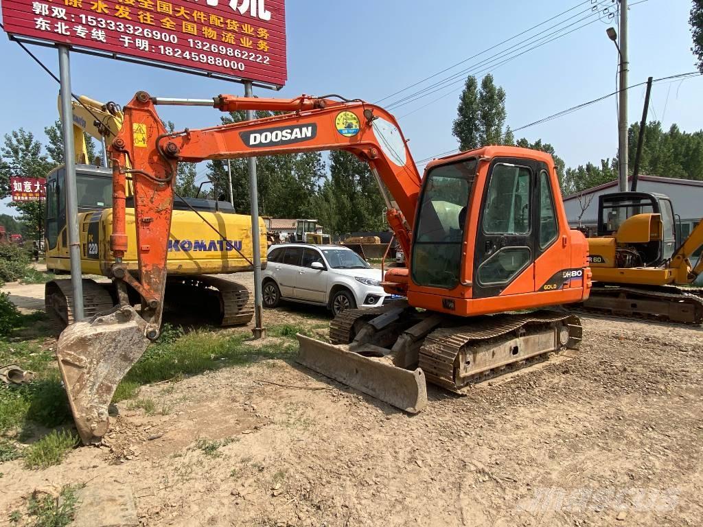 Doosan DH80 Pelle sur chenilles