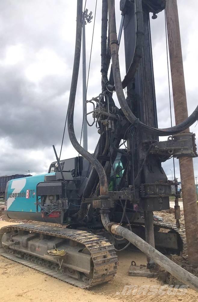 Casagrande B175XP2 Pelle enfonce-pieux