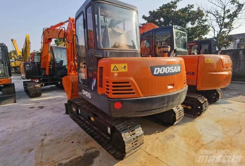 Doosan DH55 Pelle sur chenilles