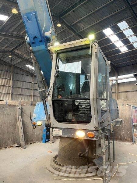 Fuchs AHL 831 D Pelle à déchets