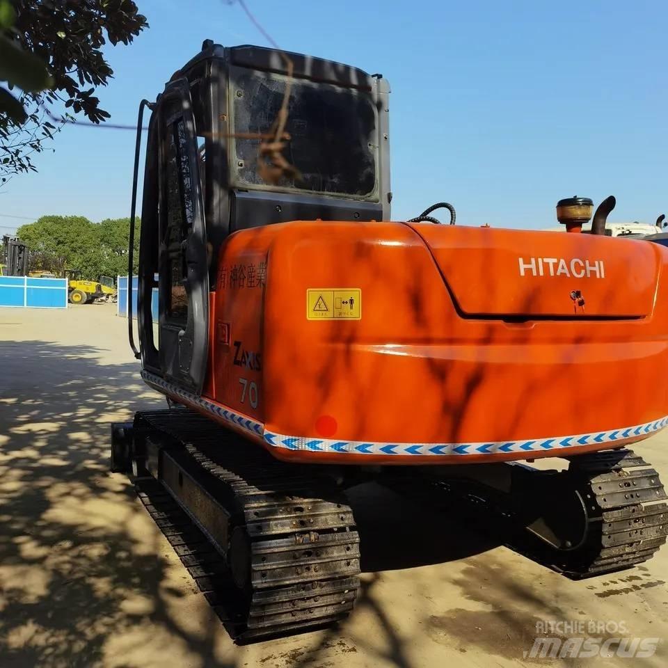 Hitachi ZX70 Pelle sur chenilles