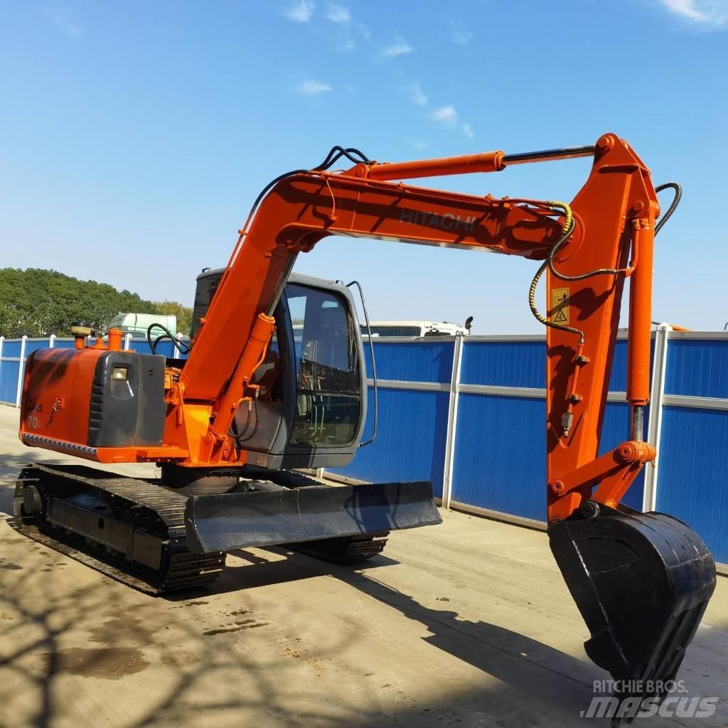 Hitachi ZX70 Pelle sur chenilles