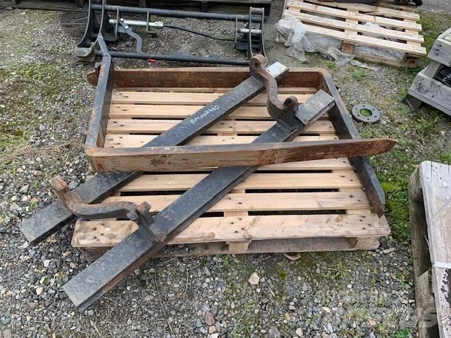 Ålö PALLET TINES Autres équipements de chargement et de levage