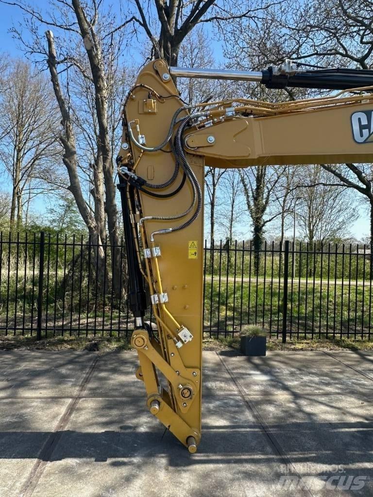 CAT 317 Pelle sur chenilles