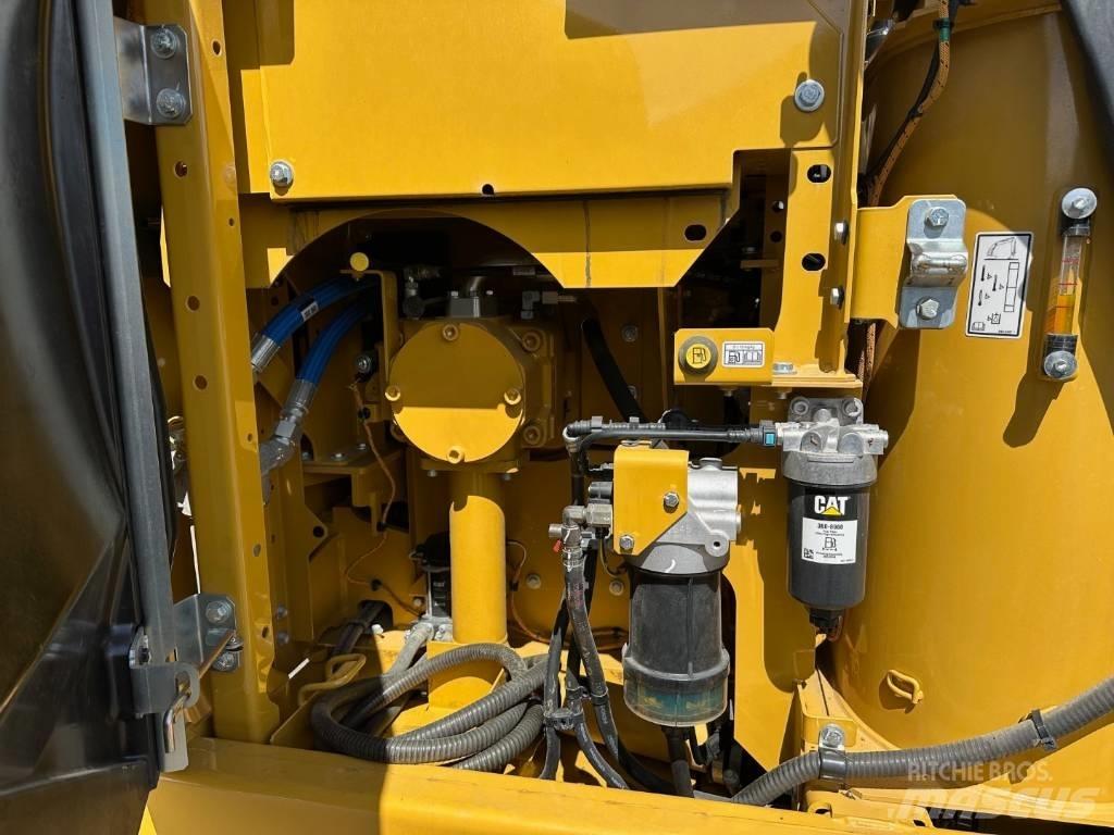 CAT 317 Pelle sur chenilles