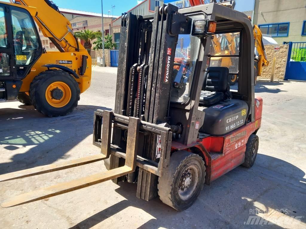 Manitou CD 25 P Chariots diesel