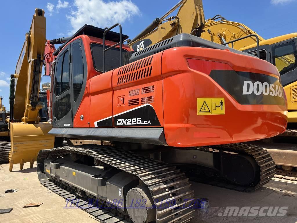 Doosan DX225 Pelle sur chenilles