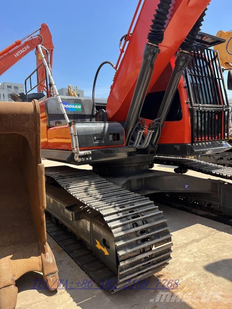 Doosan DX225 Pelle sur chenilles