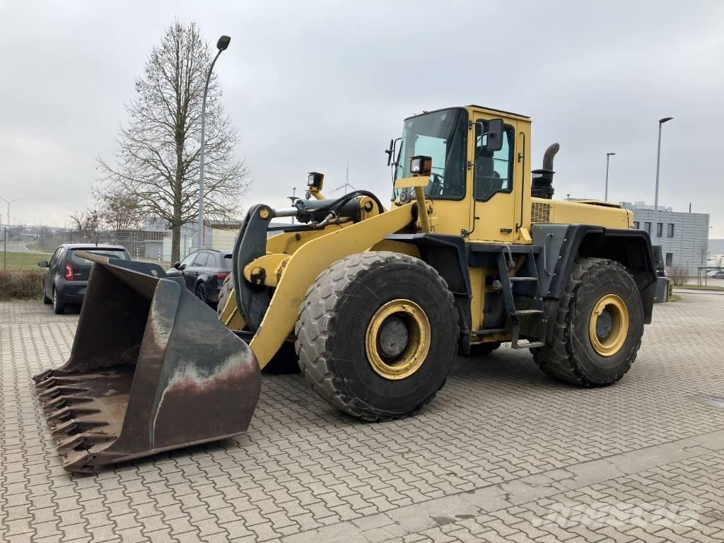Komatsu WA 420 Chargeuse sur pneus