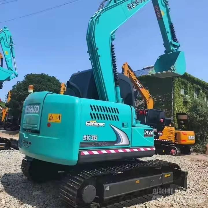 Kobelco SK75 Pelle sur chenilles