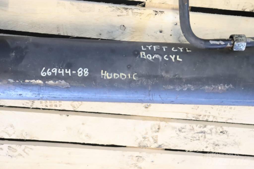 Huddig 960 Pelle sur pneus