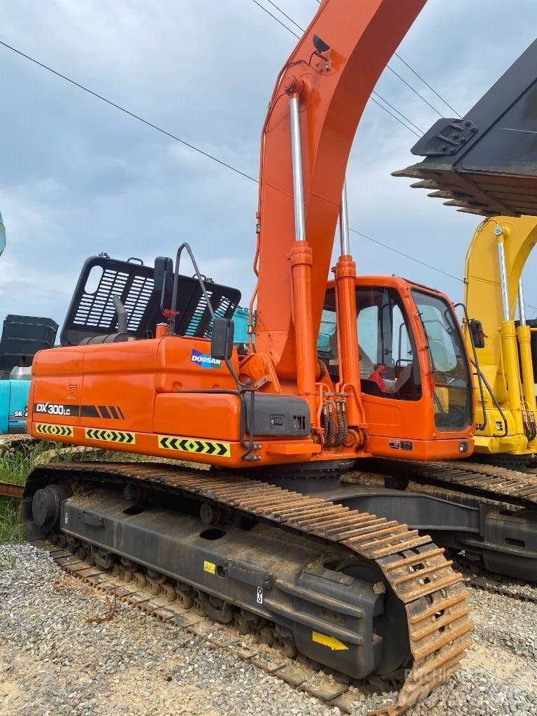 Doosan DX 300 LC Pelle sur chenilles