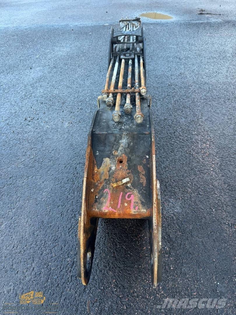 Komatsu 105F Grue porteuse