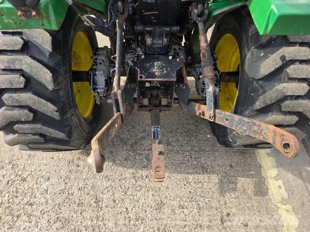John Deere 2520 HST Micro tracteur