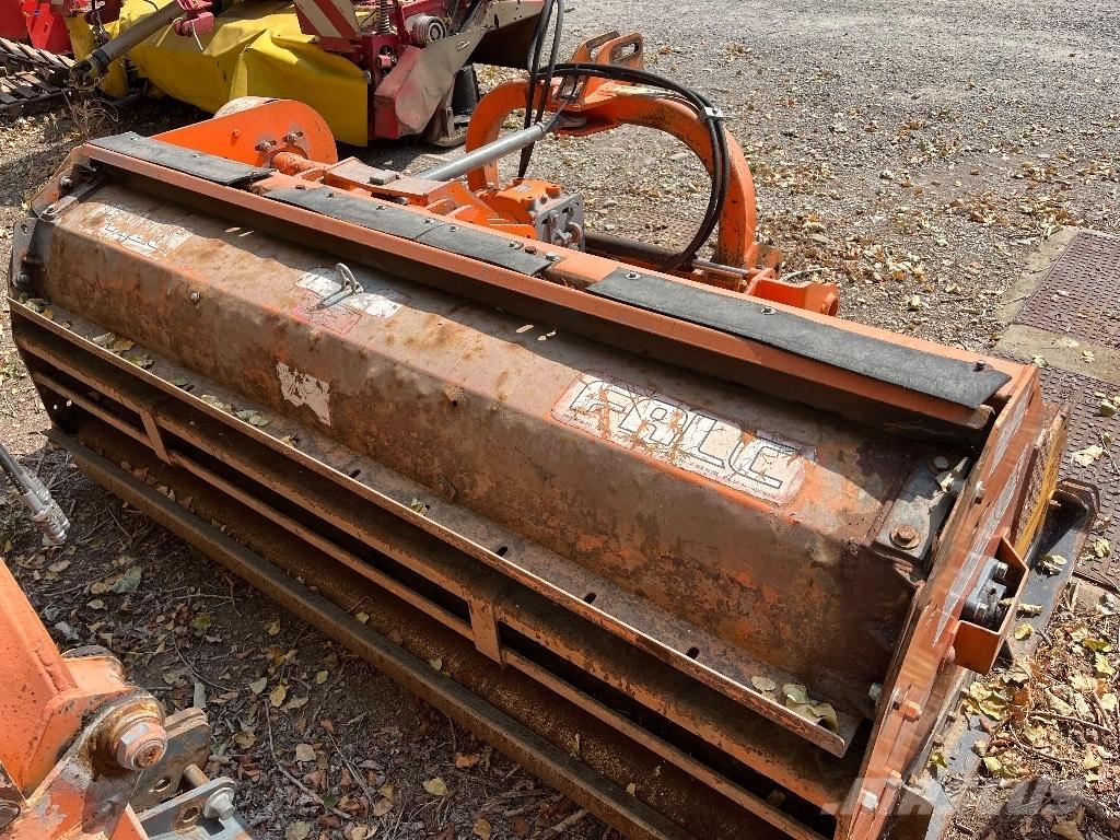 Falc AGILA 2300 Broyeur / Gyrobroyeur / Epareuse
