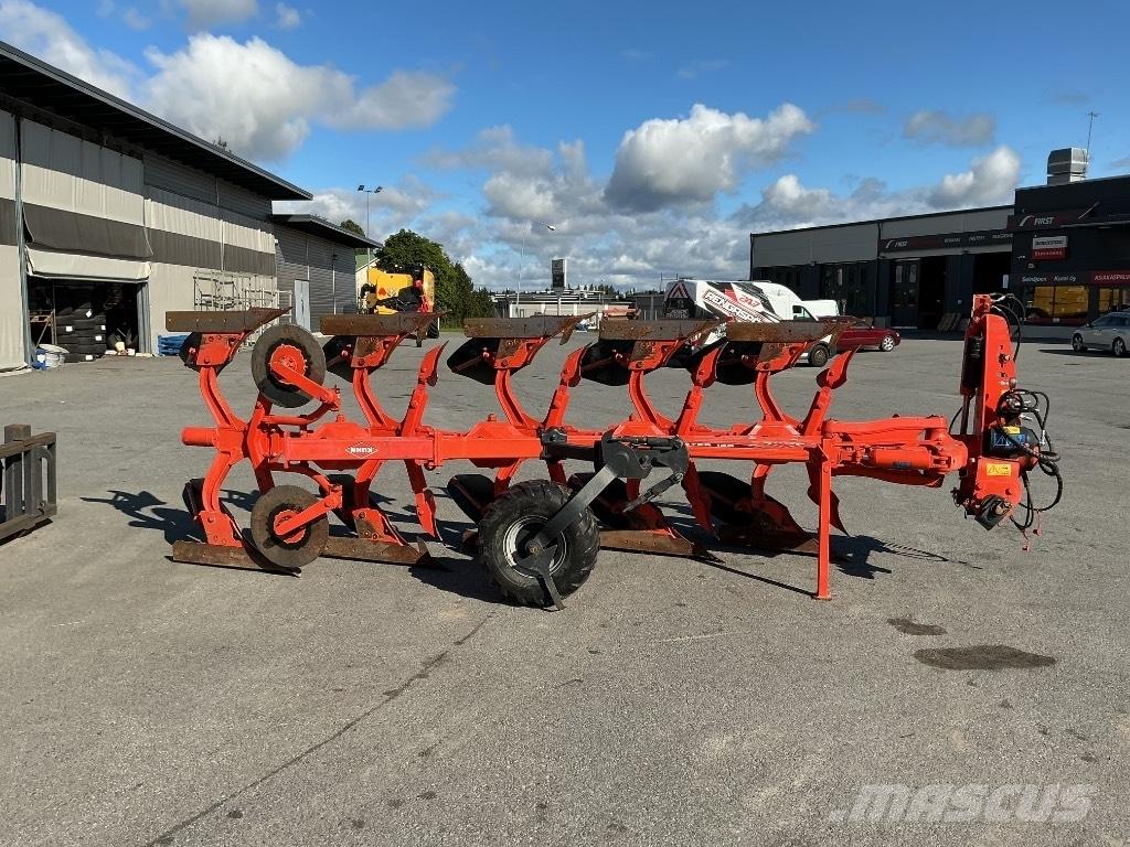 Kuhn Vari-Master 123 Charrue réversible