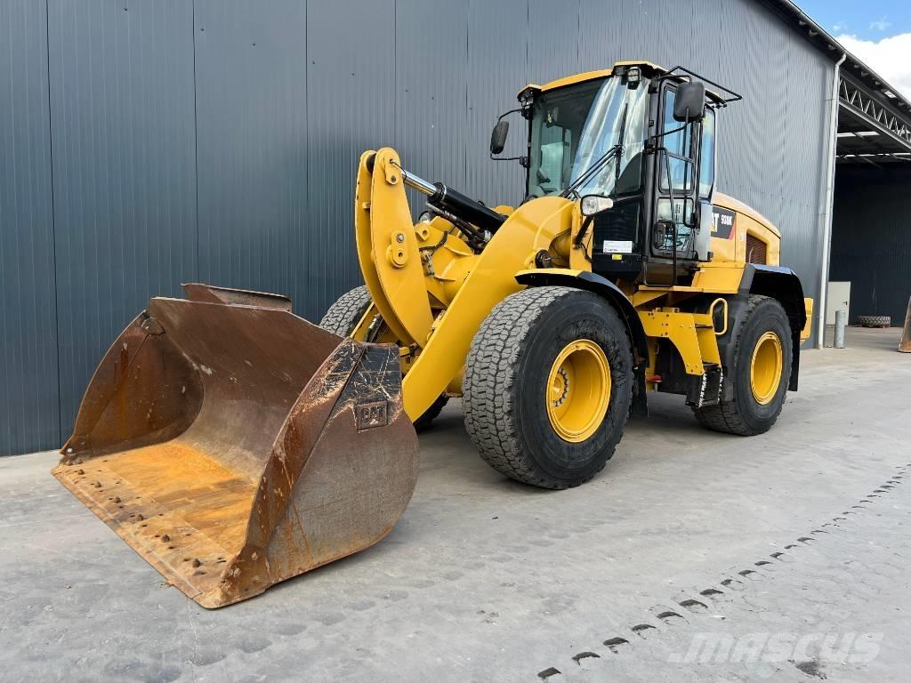 CAT 930K Chargeuse sur pneus