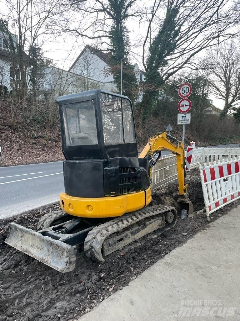 CAT 303 CR Mini pelle < 7t