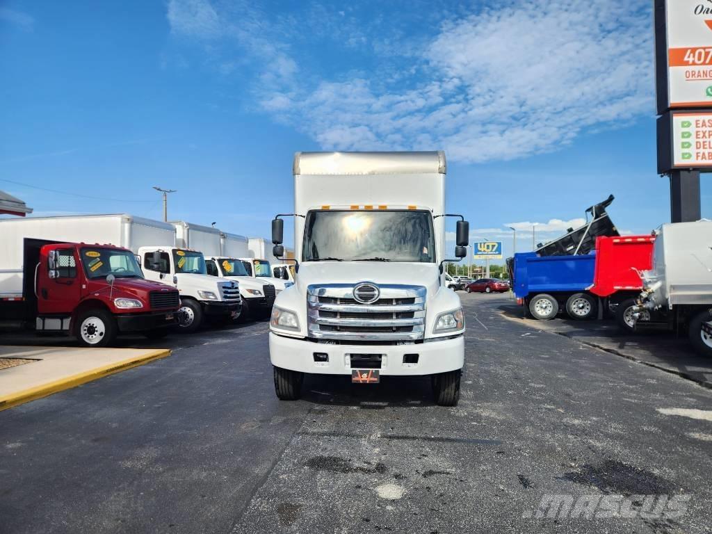 Hino 268 A Camion Fourgon
