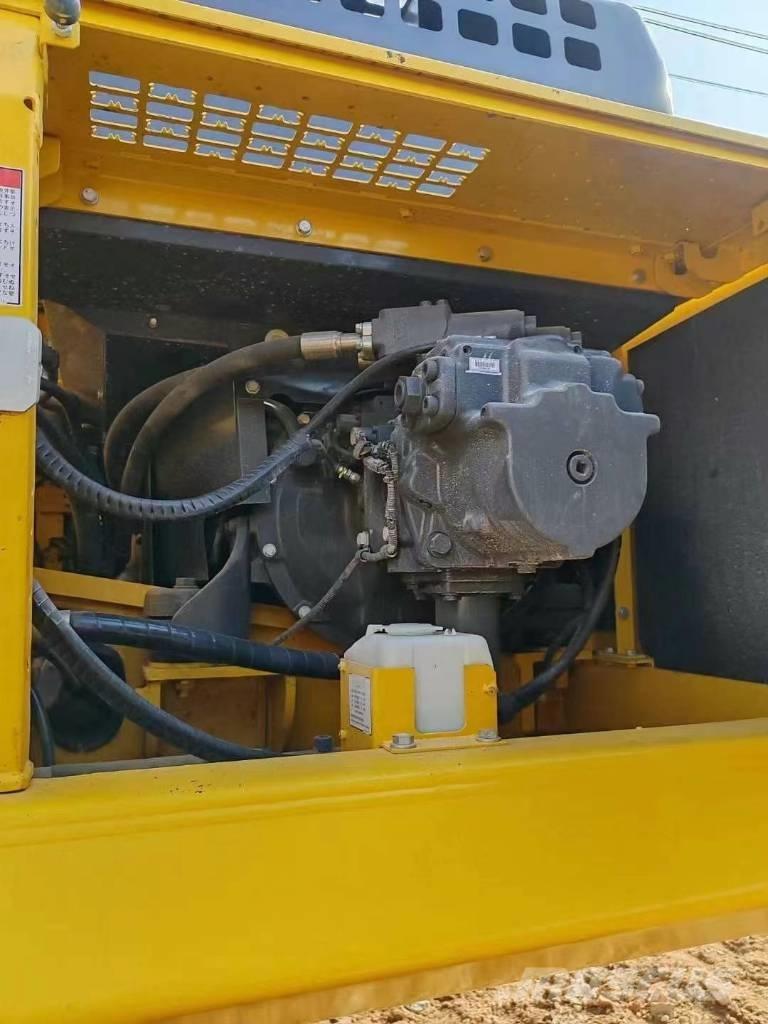 Komatsu 450-8 Pelle sur chenilles