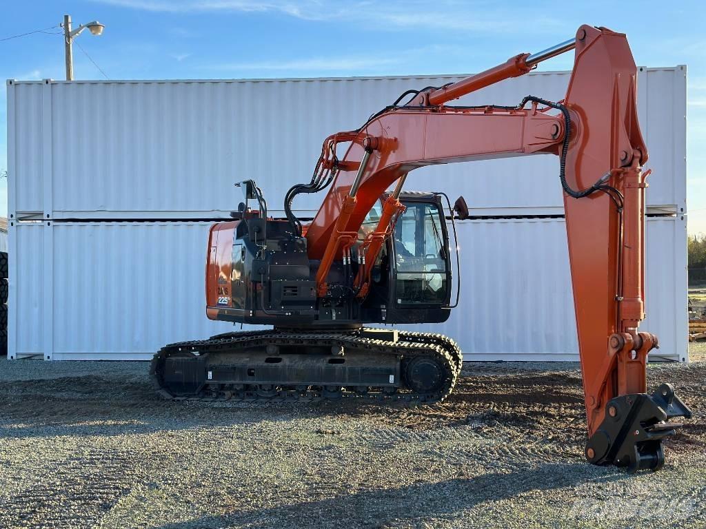 Hitachi ZX225US-6 Pelle sur chenilles
