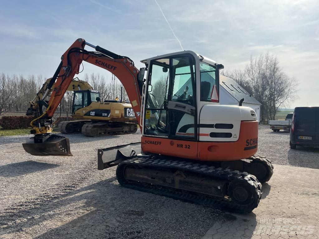 Schaeff HR 32 Mini pelle 7t-12t