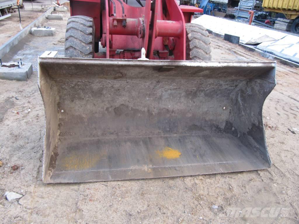 O&K L 12 Chargeuse sur pneus