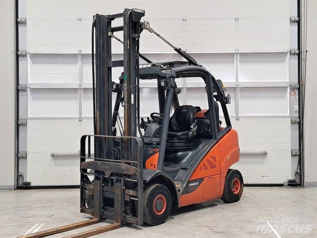 Linde H25T-02 Chariots GPL