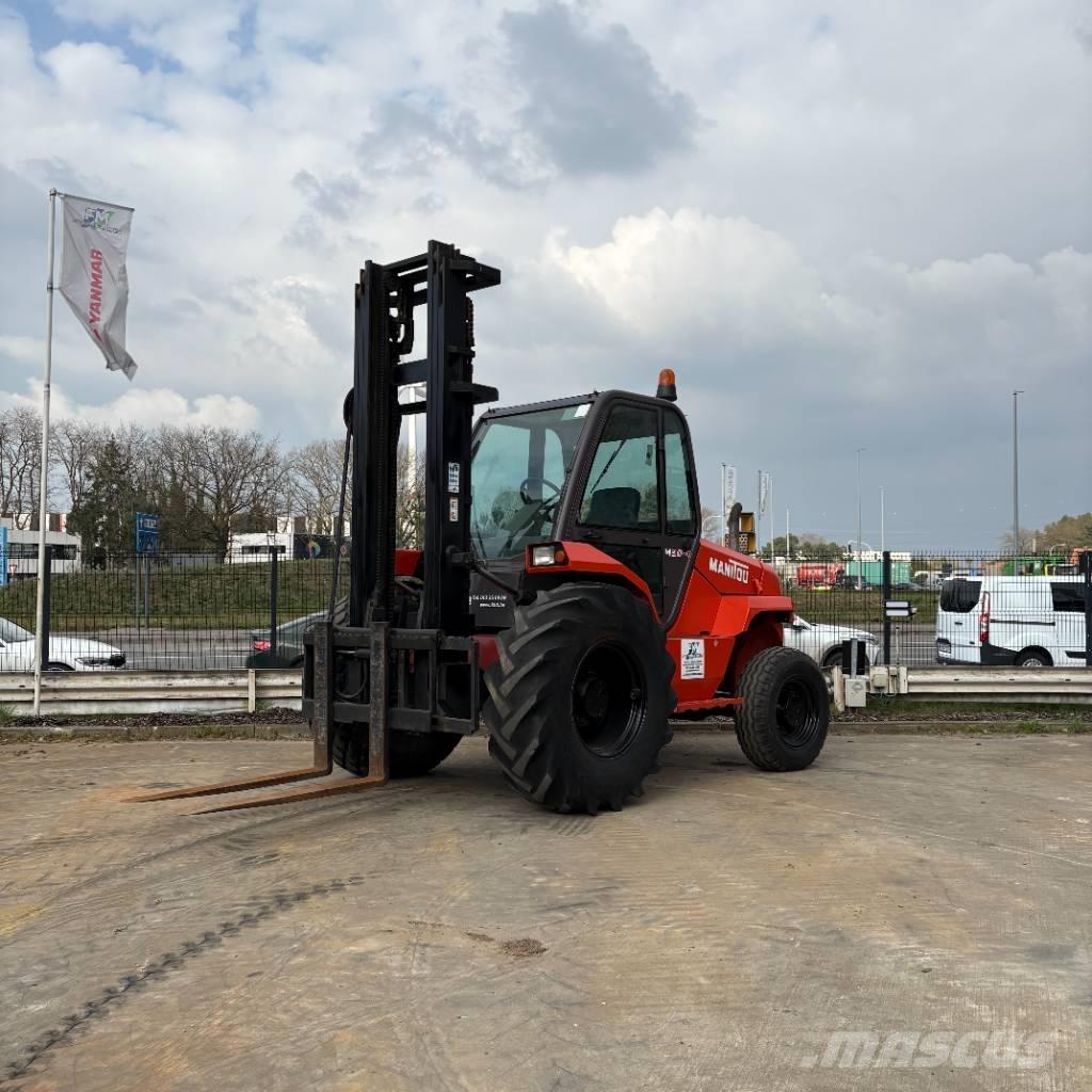 Manitou M 30.4 Chariot tout terrain
