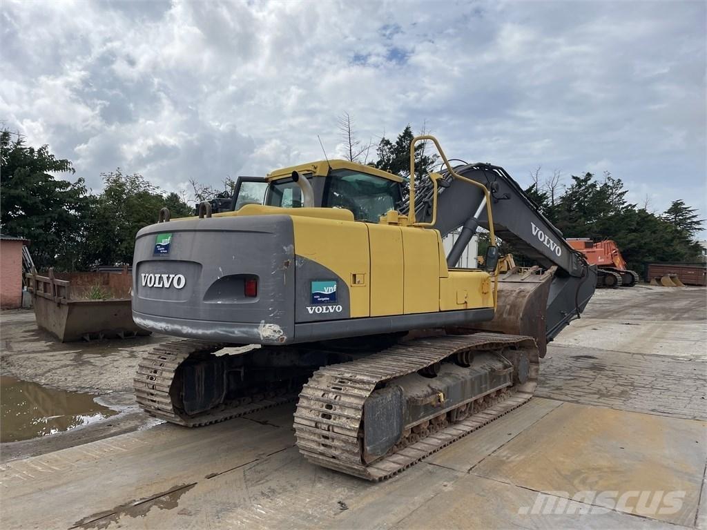 Volvo EC 160 LC Pelle sur chenilles