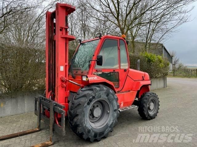 Manitou M 26.4 Chariot tout terrain