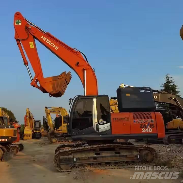 Hitachi ZX240 Pelle sur chenilles
