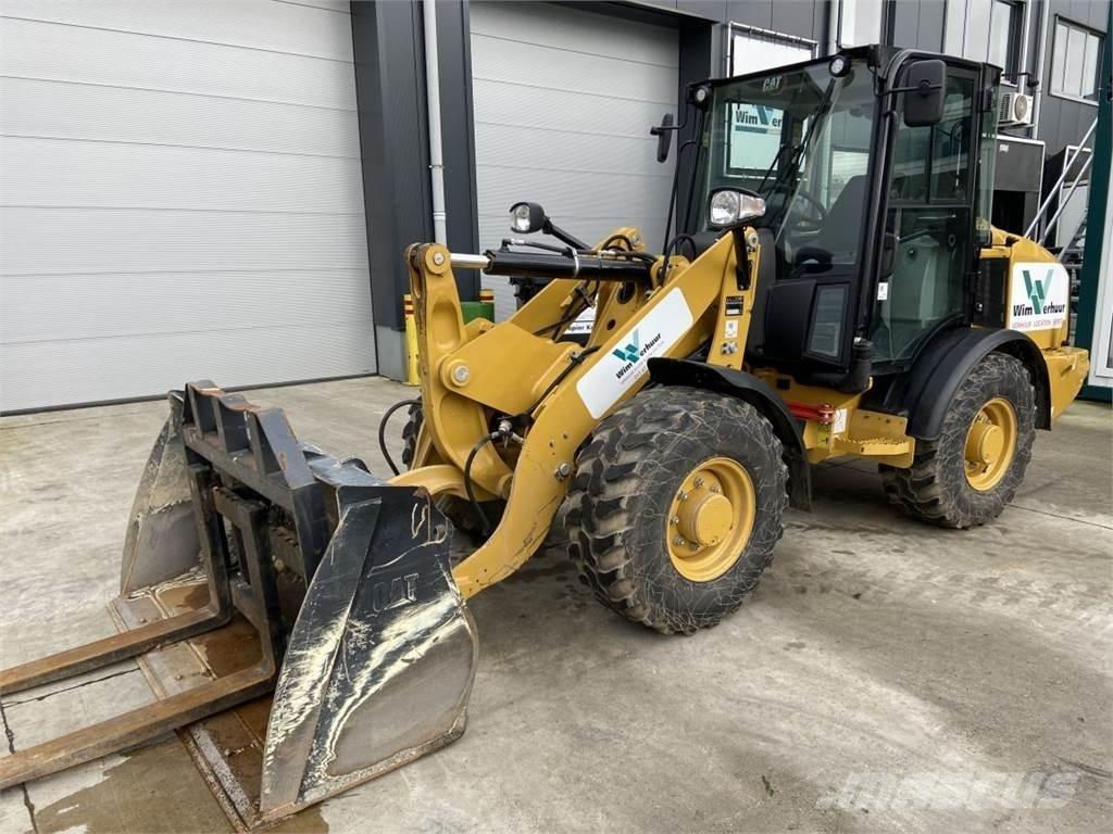 CAT 906M (7164) Chargeuse multifonction