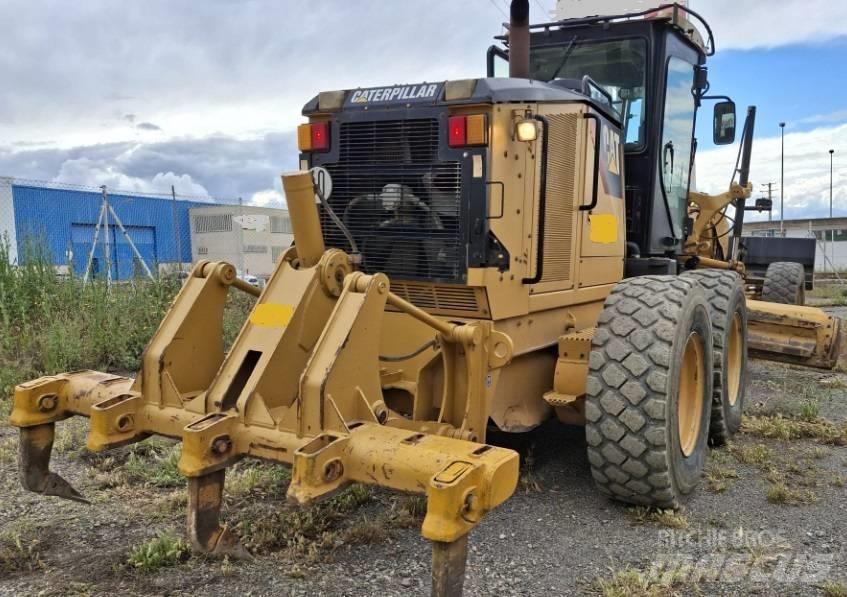 CAT 140 M Niveleuse