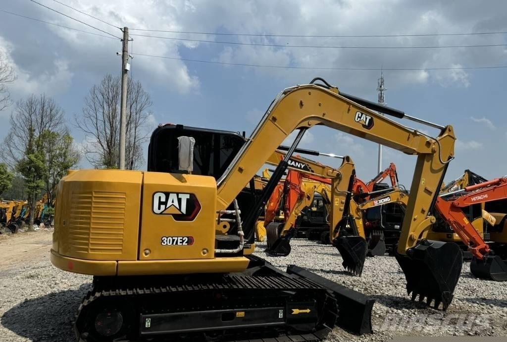 CAT 307 E2 Pelle sur chenilles